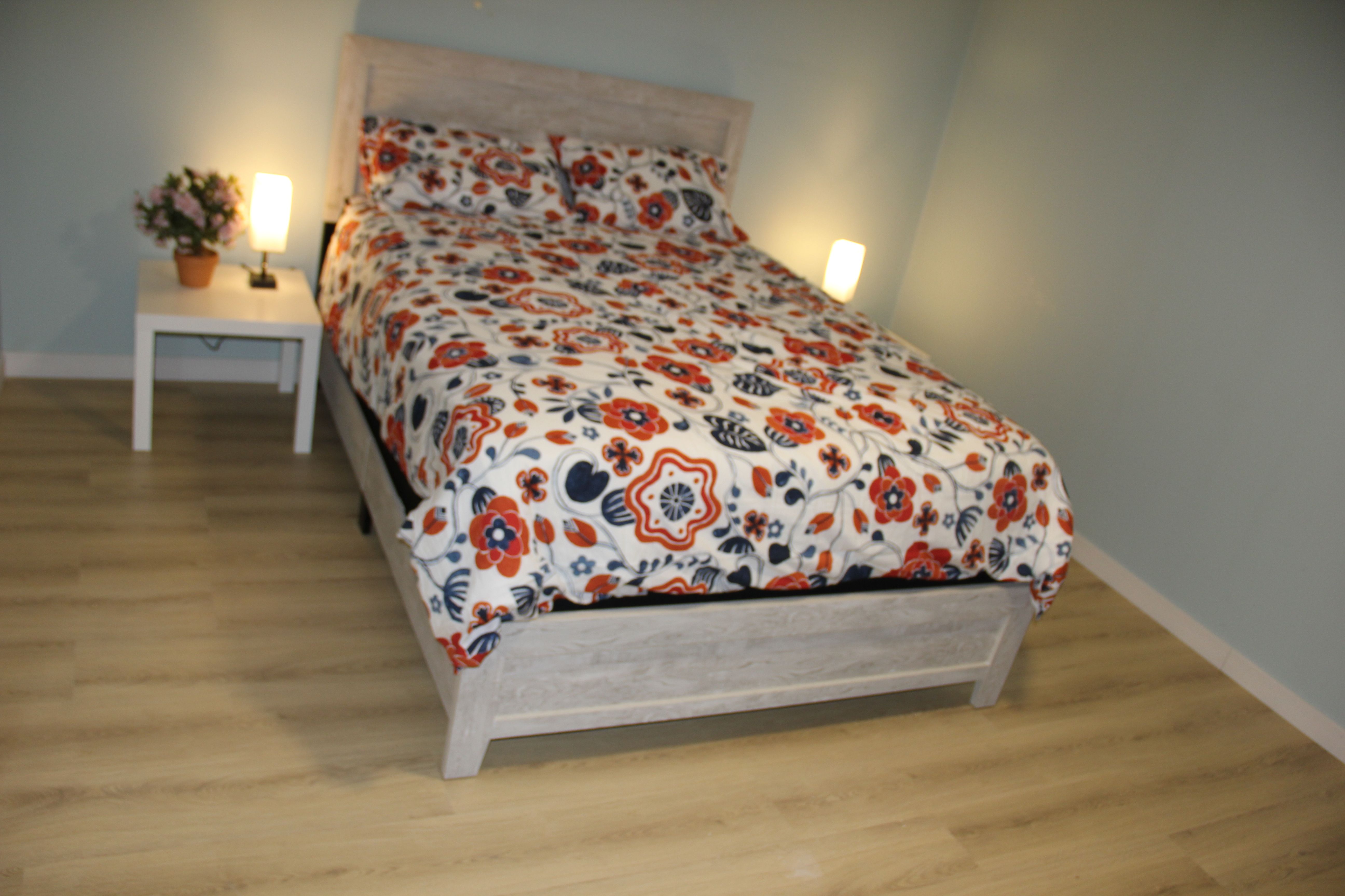 Cozy Private Room 8 for 1 Person in Burquitlam - Affordable Rent